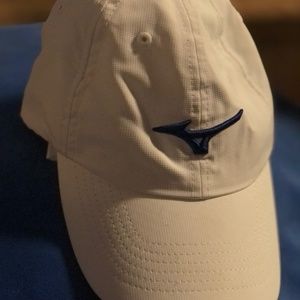 Mizuno golf cap